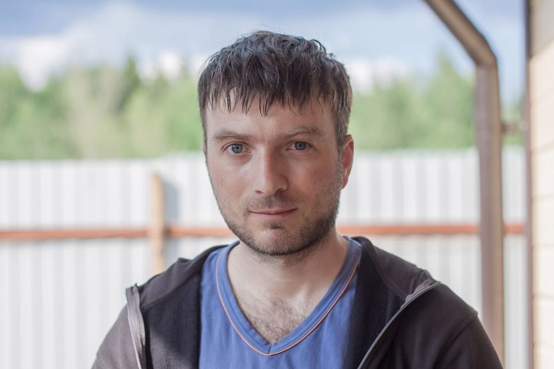 10310865  Dima, 41 ,    