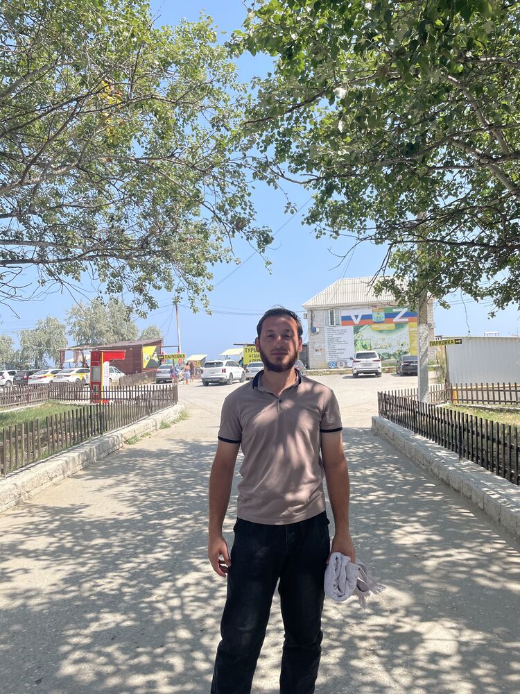  36711715  Uvays, 25 ,    