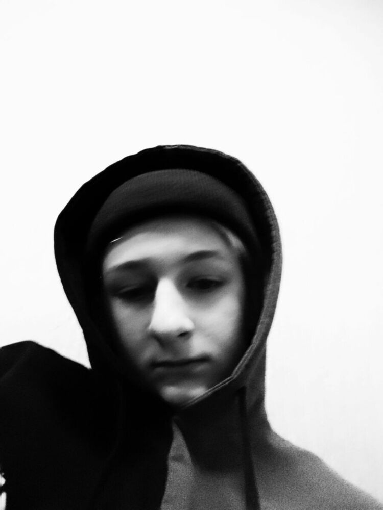  22201575  , 22 ,    