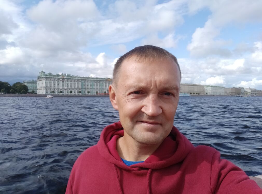  24008615  , 44 ,    -