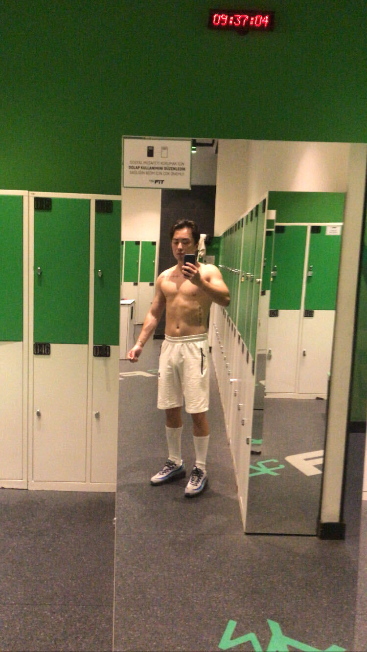  31629945  Furkan, 28 ,    