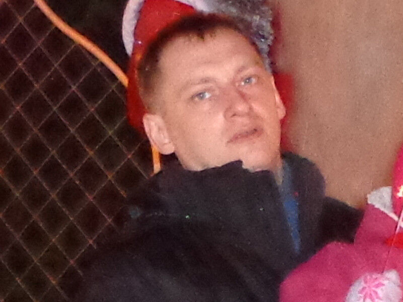  ,   Oleg, 46 ,   