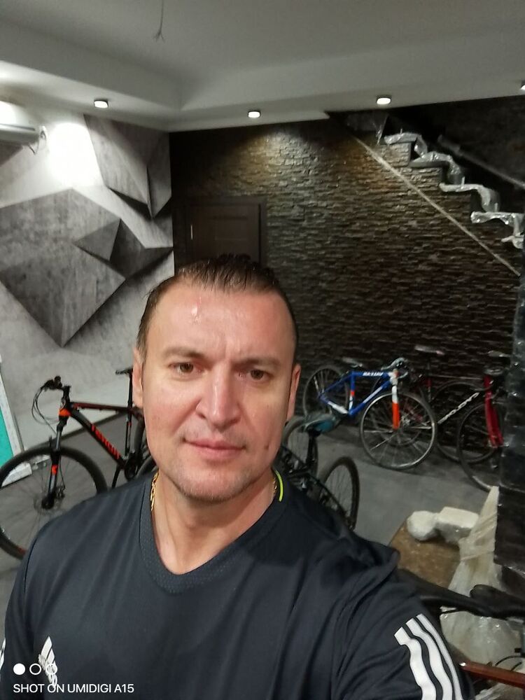  49979185  Vitaliy, 48 ,    