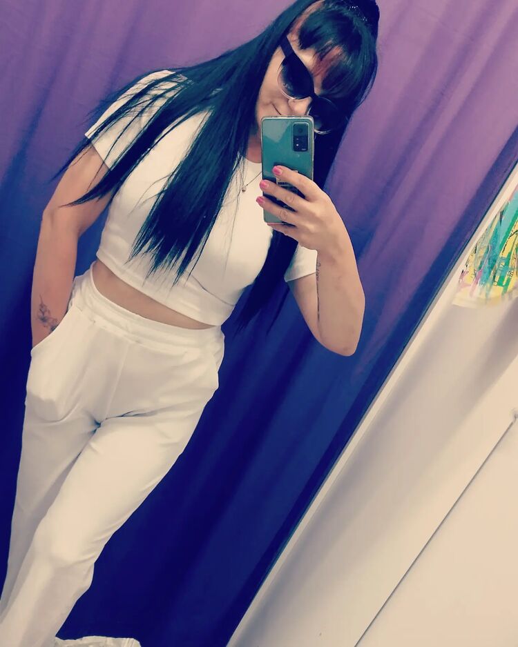  52234965  Lana, 40 ,    