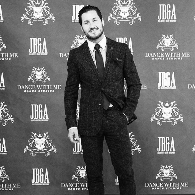 ���� 9760385 ������� ������ �, 44 ����, ���� ���������� � �����