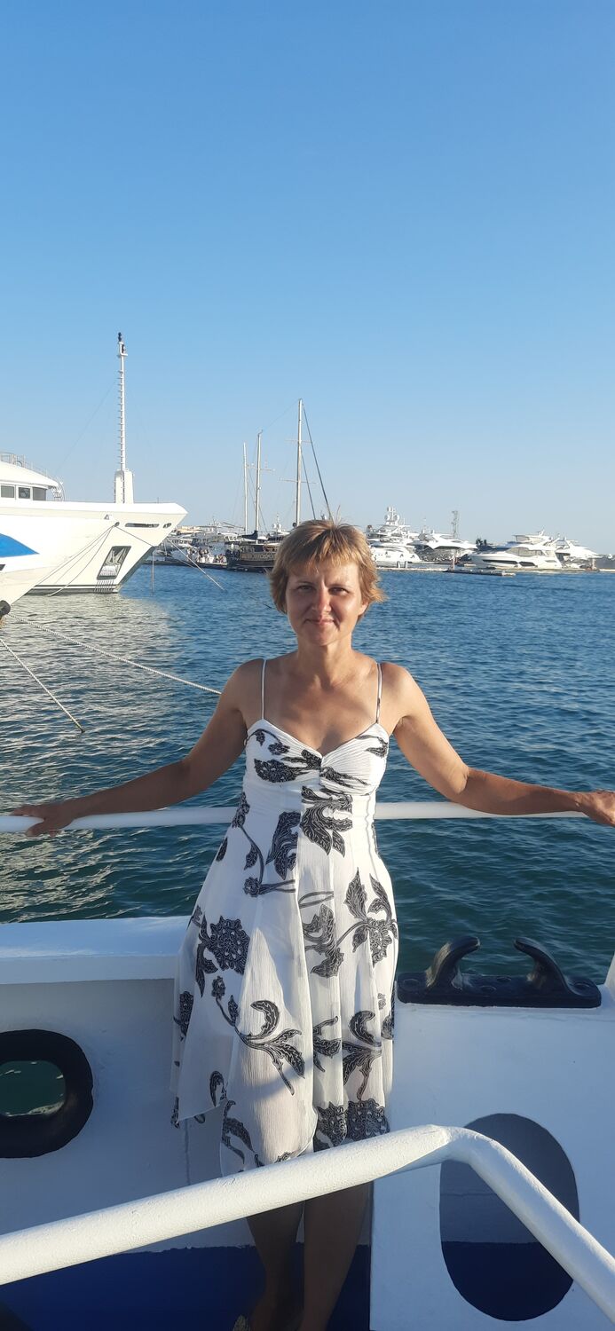  53716585  , 52 ,    --