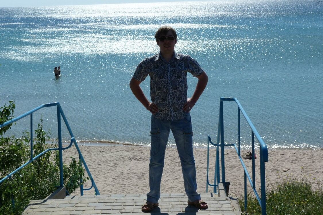  ,   Alex, 41 ,     , c 