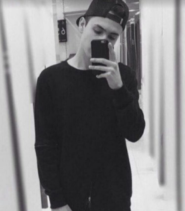  ,   Arni, 29 ,   ,   , c 