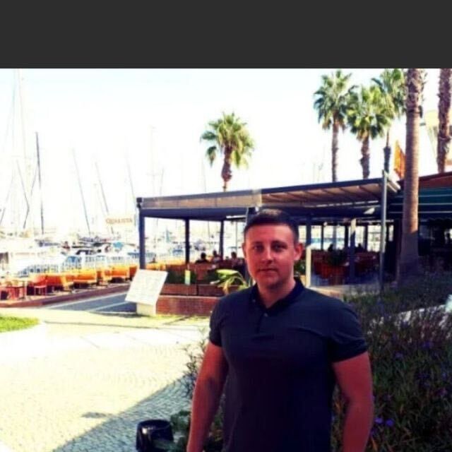  ,   Eugen, 27 ,  
