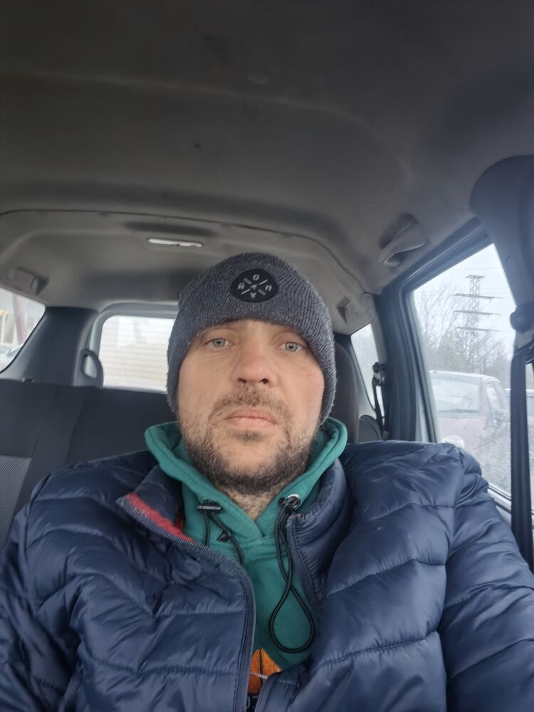  48558485  , 39 ,    
