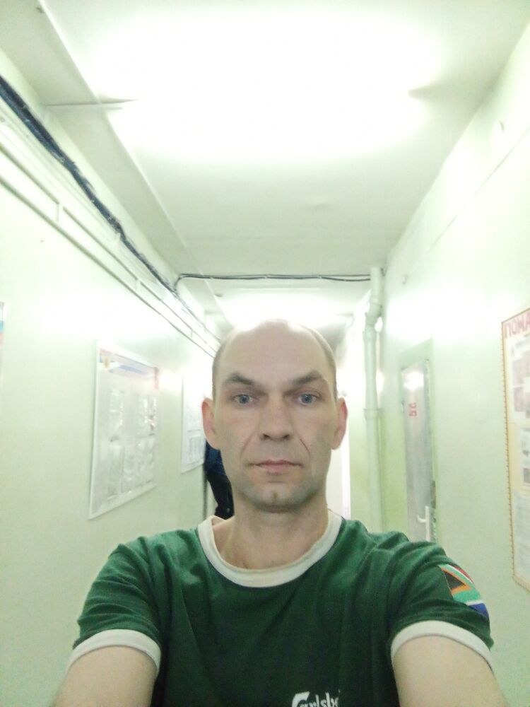  31742125  , 39 ,    
