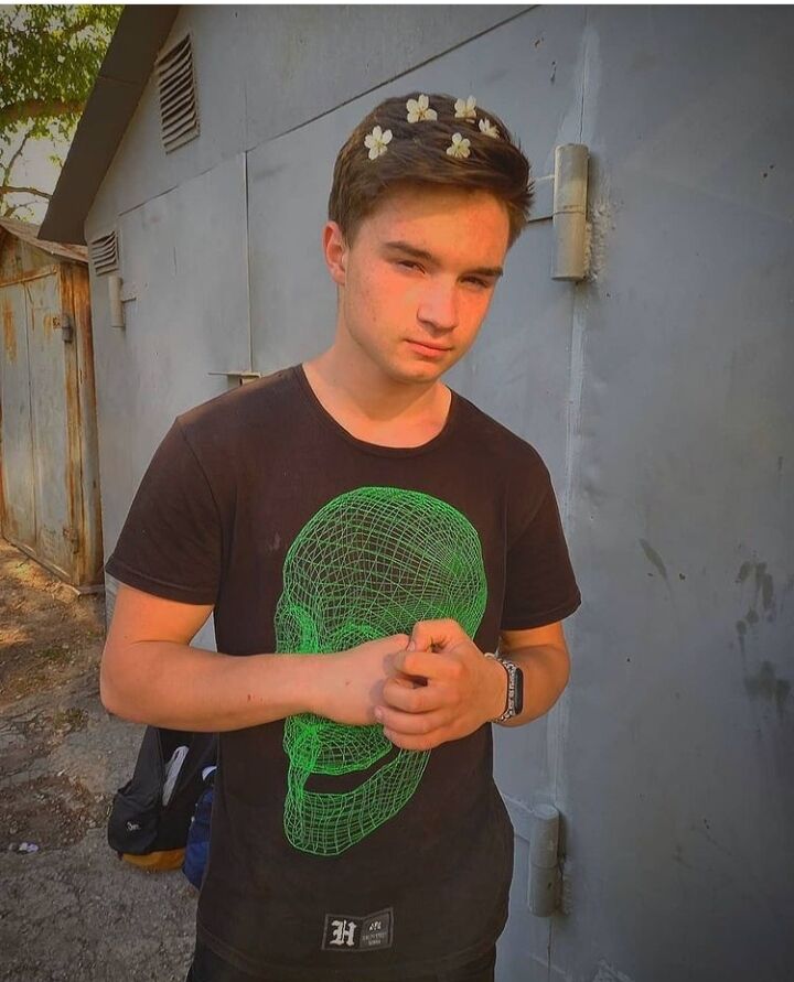  29309665  , 21 ,    -