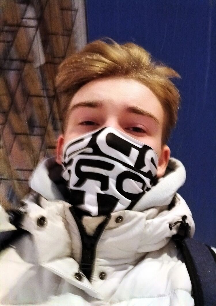  36589185  Vlad, 23 ,    