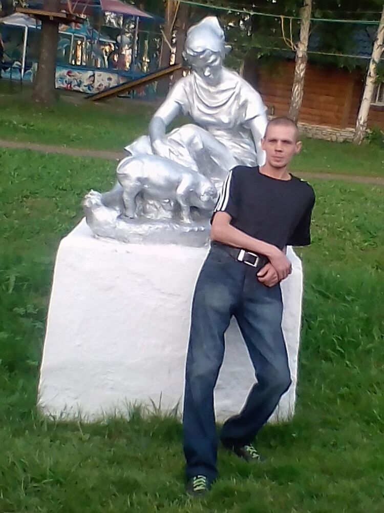  ,   Anton, 38 ,   