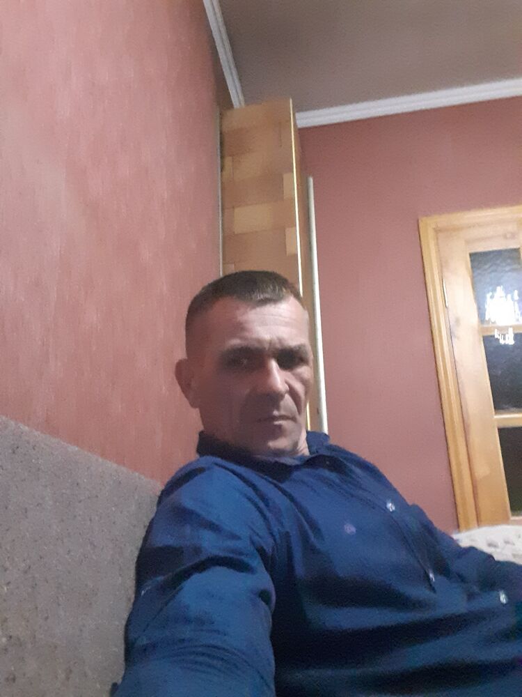  22905915  , 49 ,    
