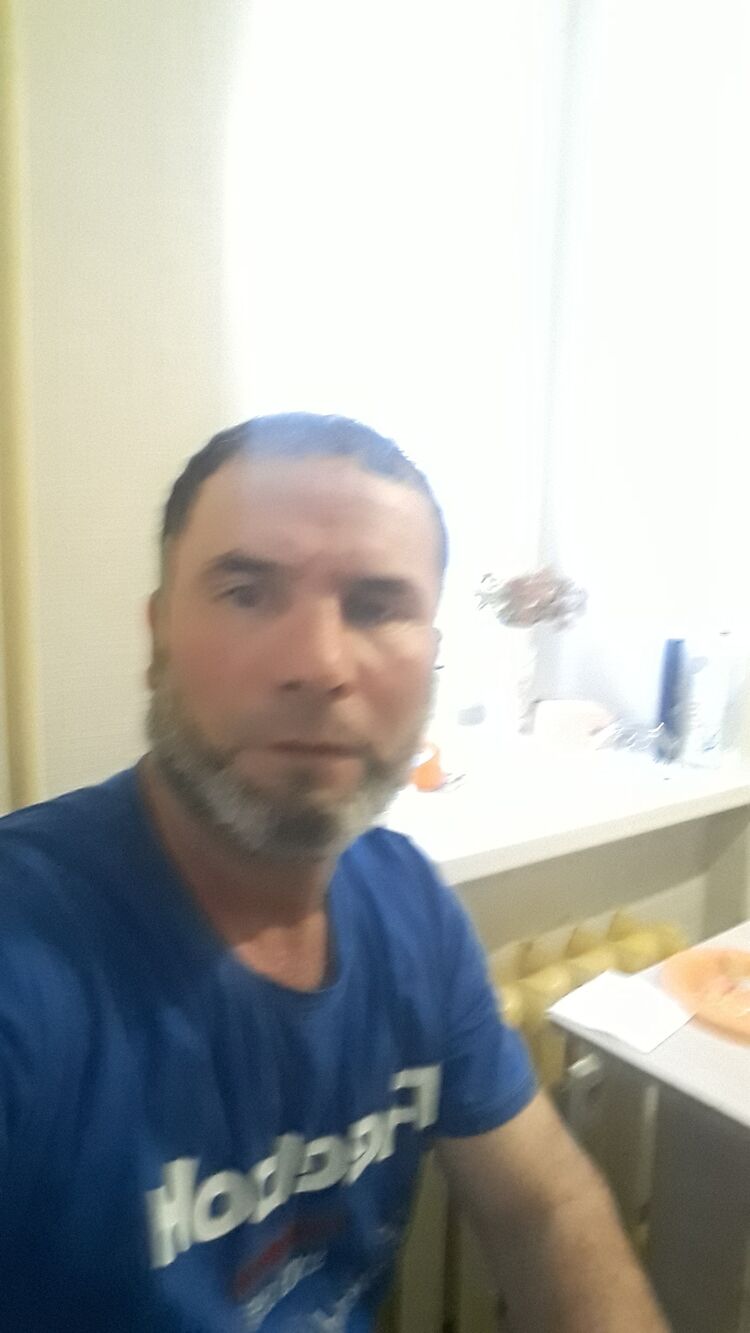  31596075  , 49 ,    
