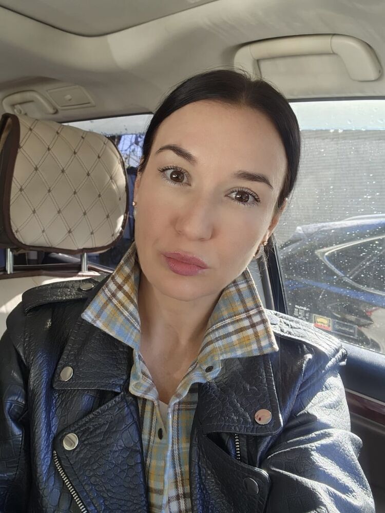  53928895  , 40 ,    -