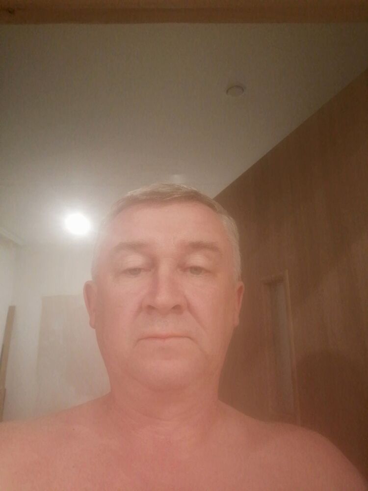  46644585  , 49 ,    