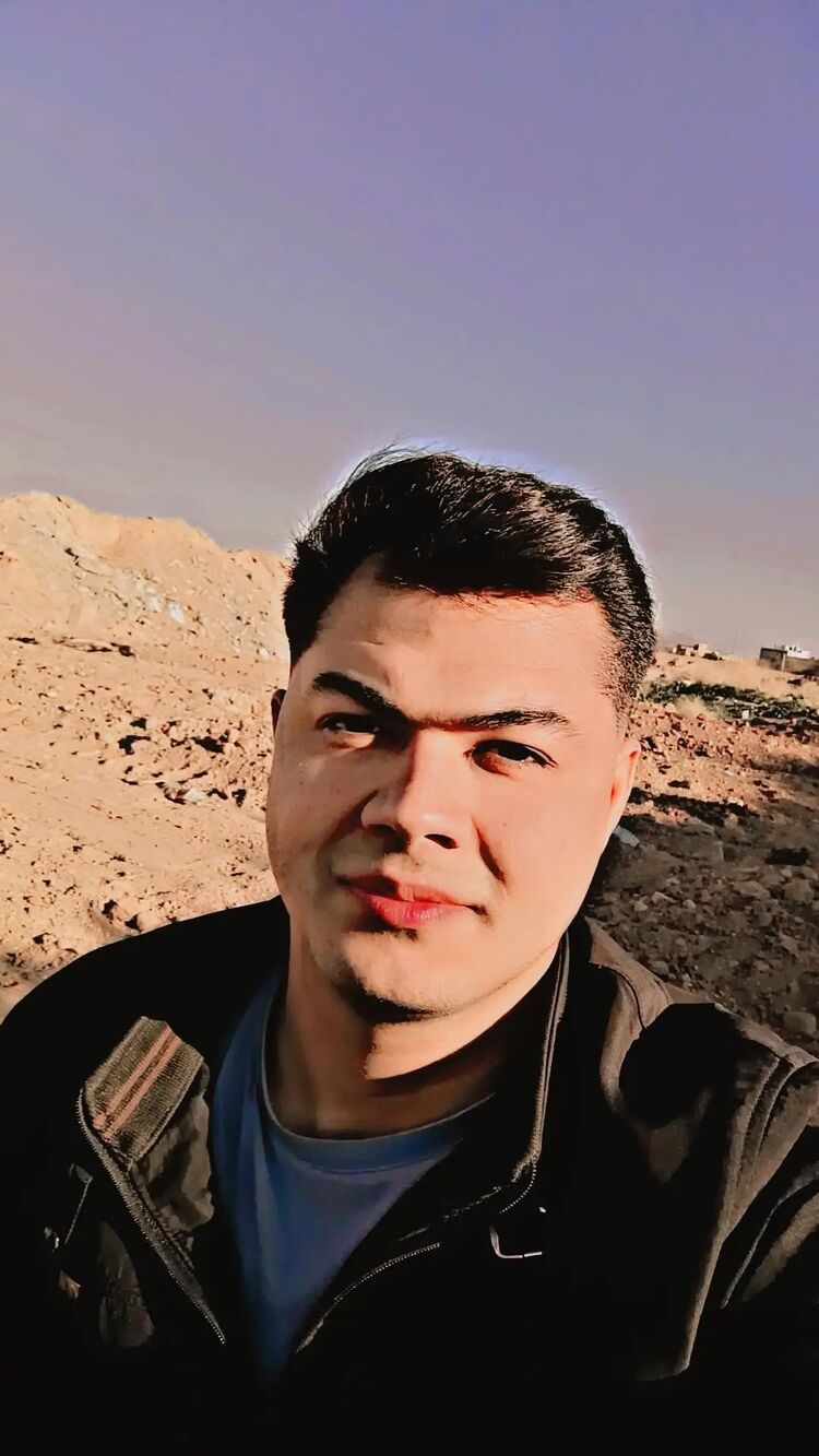  50715735  Mohammad, 22 ,    Tempe