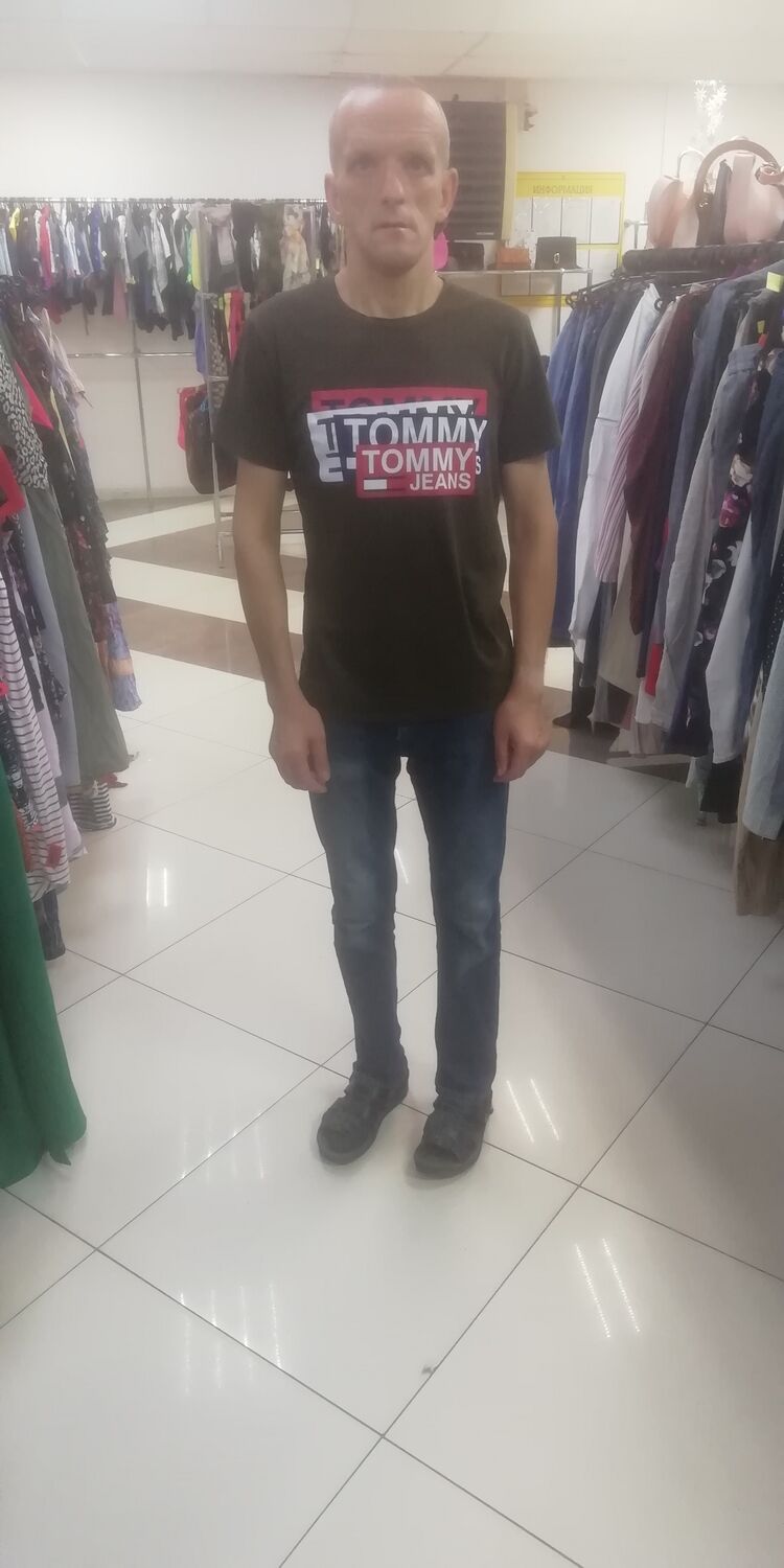  44623945  , 52 ,    