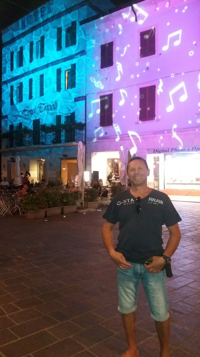  ,   Luciano, 50 ,   ,   , c 