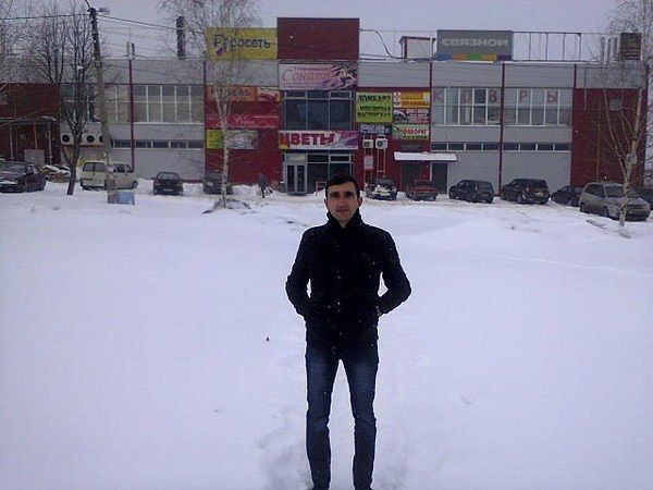  ,   Hayko, 37 ,   