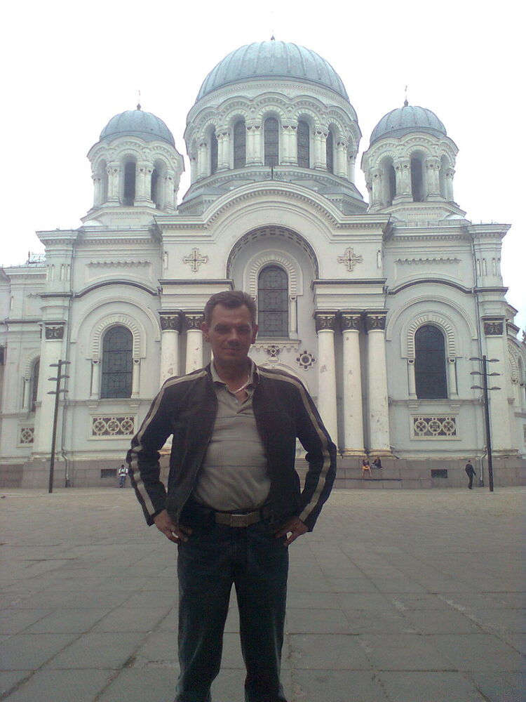  ,   Vitalij, 51 ,   ,   , c 