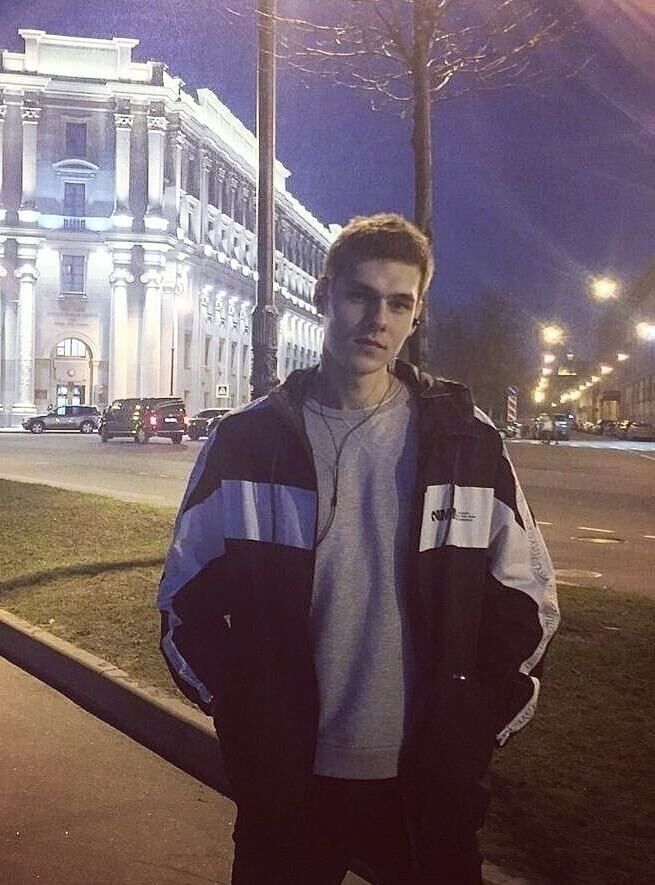  25771695  , 29 ,    