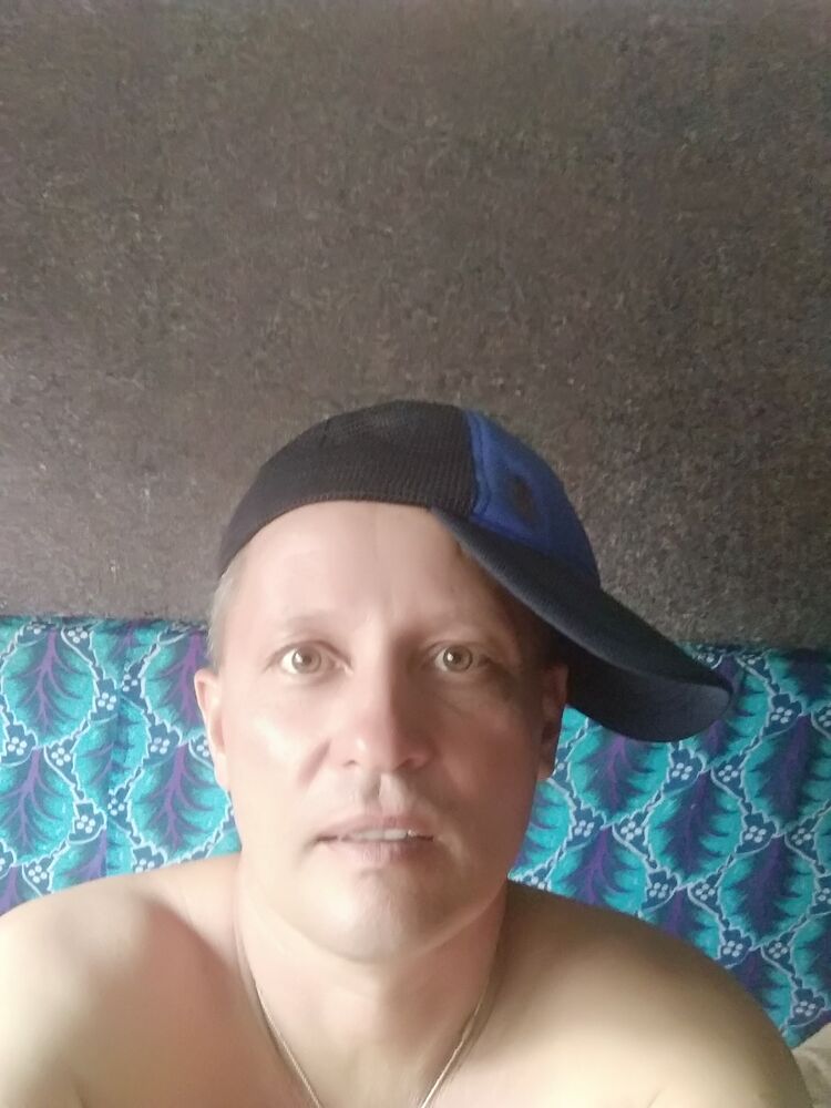  ,   Vitalii, 45 ,  