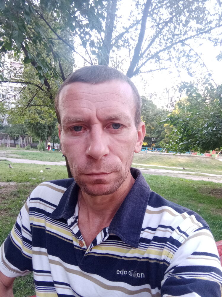  23895865  Krab, 45 ,    
