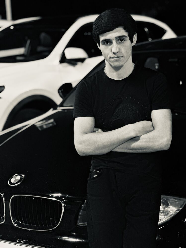  54678395  Ando, 25 ,    