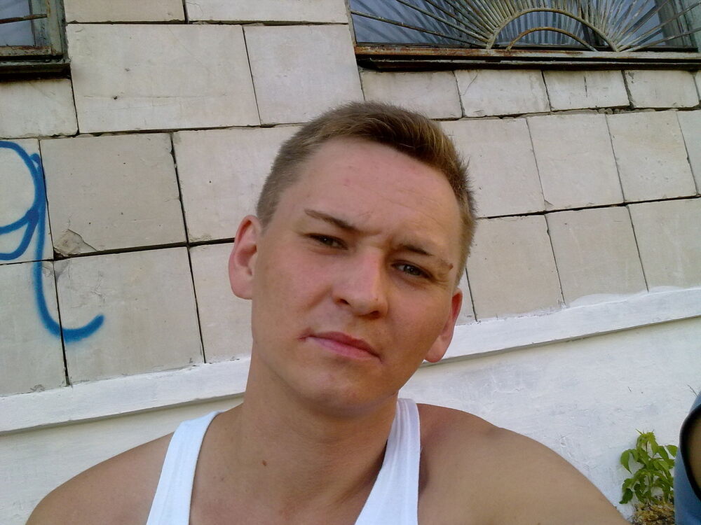  4689095  Kharis666, 40 ,     