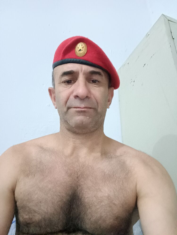  44978875  , 42 ,    