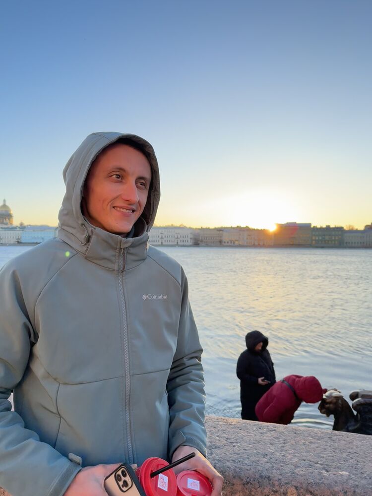  49034735  Aleksandr, 30 ,    