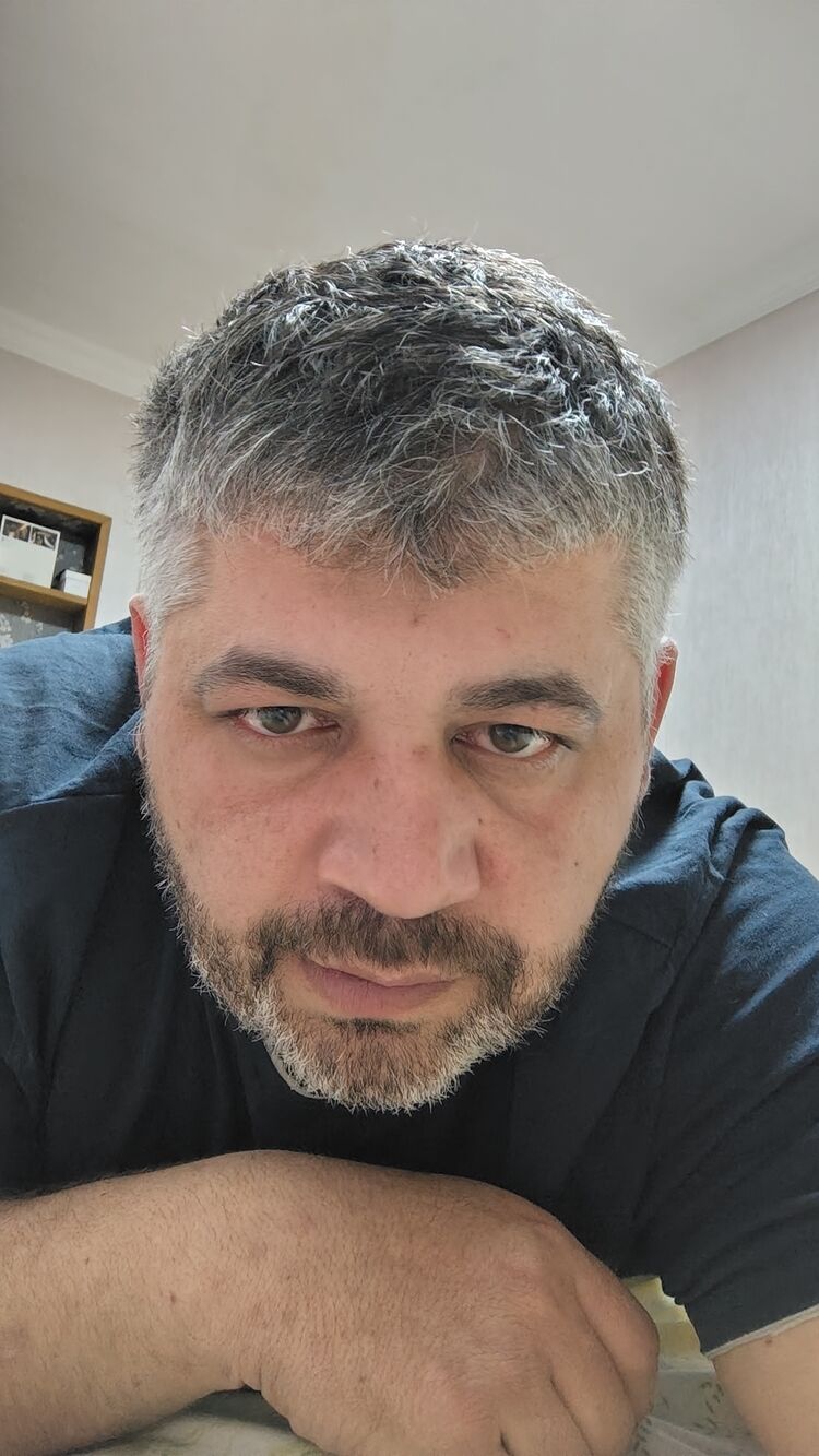  51238205  Ika, 39 ,    