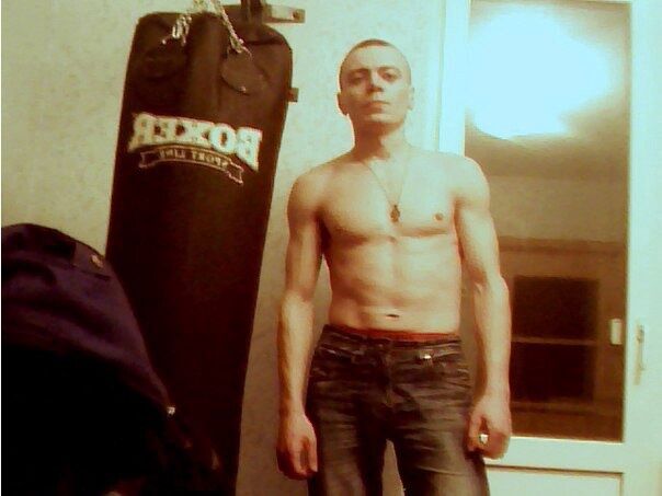  23804255  Mikhail, 42 ,    