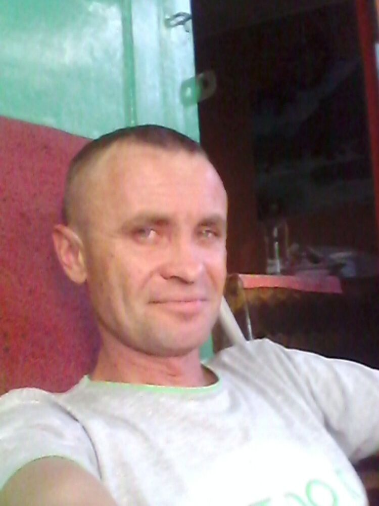  8263325  , 44 ,    