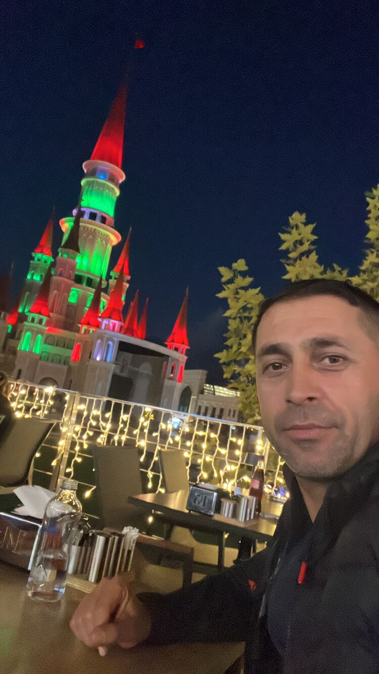  ,   Hikmet, 42 ,   ,   , c 