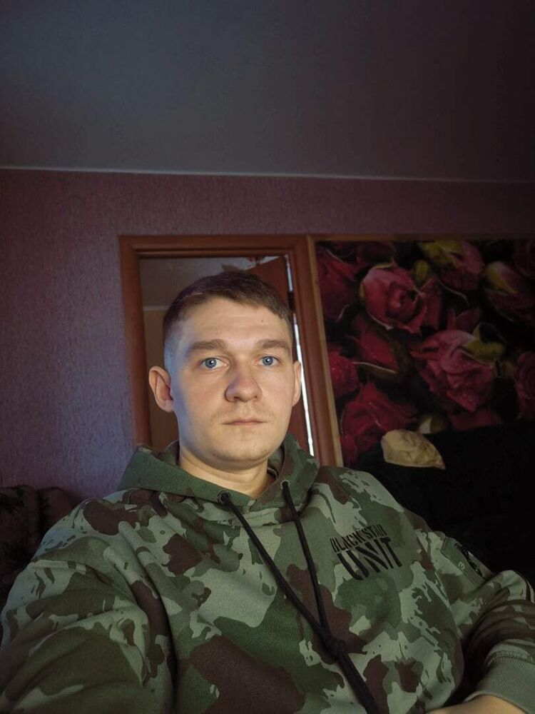  31982435  , 28 ,    