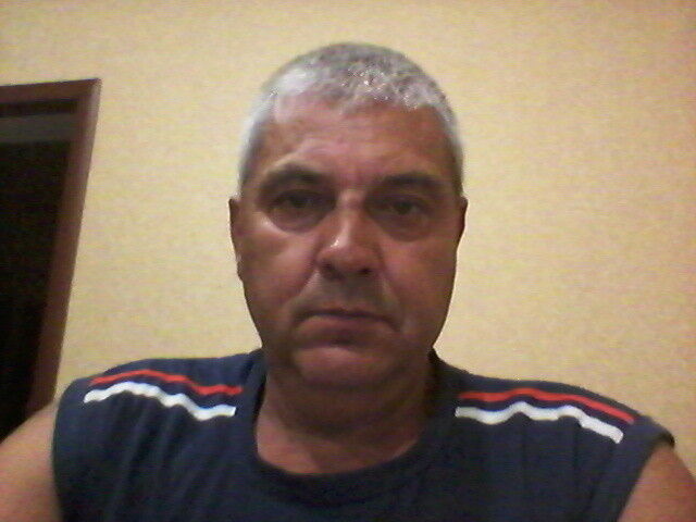 9088515  Igor, 66 ,    