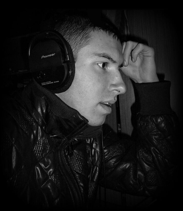  9542605  , 35 ,    --