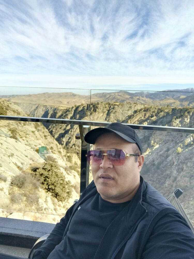  ,   Lazizbek, 45 ,   ,   