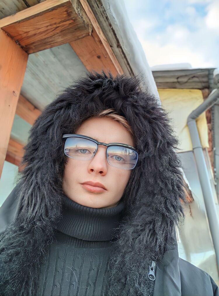 ���� 40228835 ����� ������, 25 ���, ���� ���������� � �����������