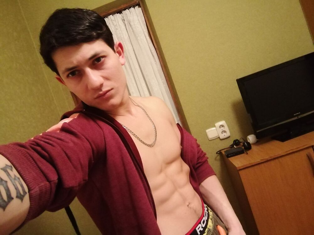 43223745  , 27 ,    