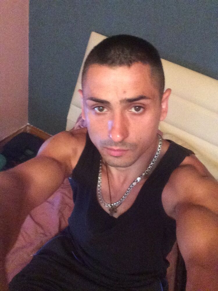  ,   Vasia, 28 ,   