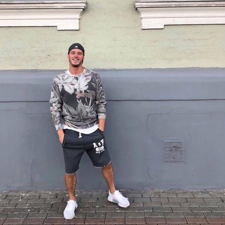 ���� 53501055 ������� �������, 32 ����, ���� ���������� � ���������