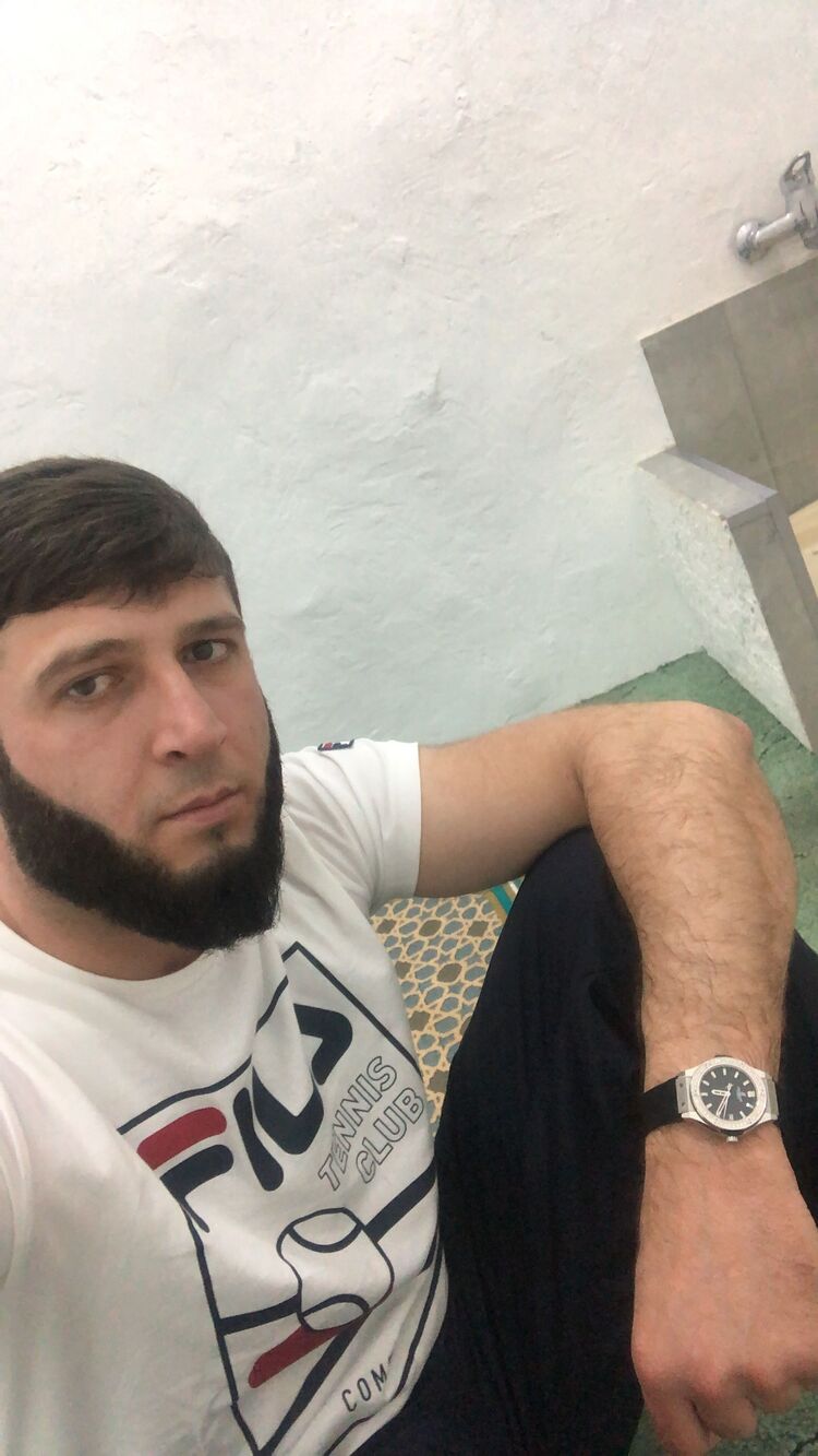  41284735  , 38 ,    