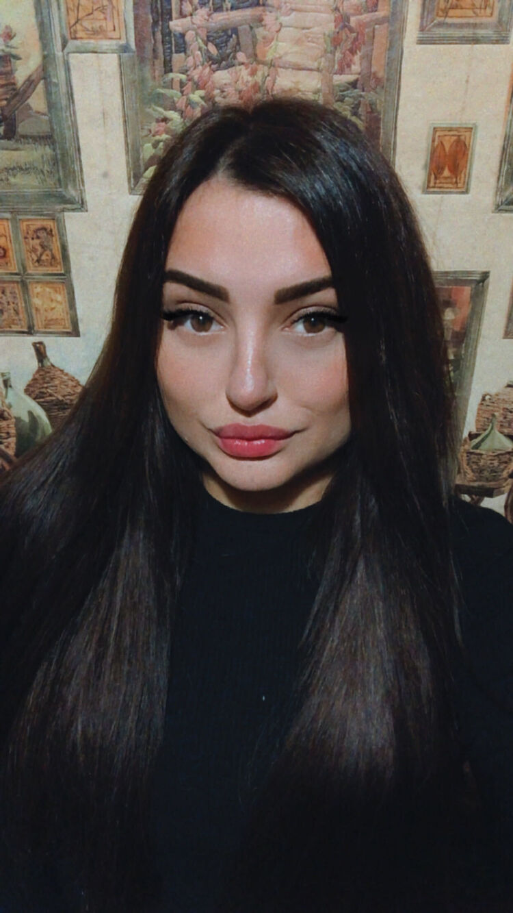 35884085  Aleksandra, 31 ,    