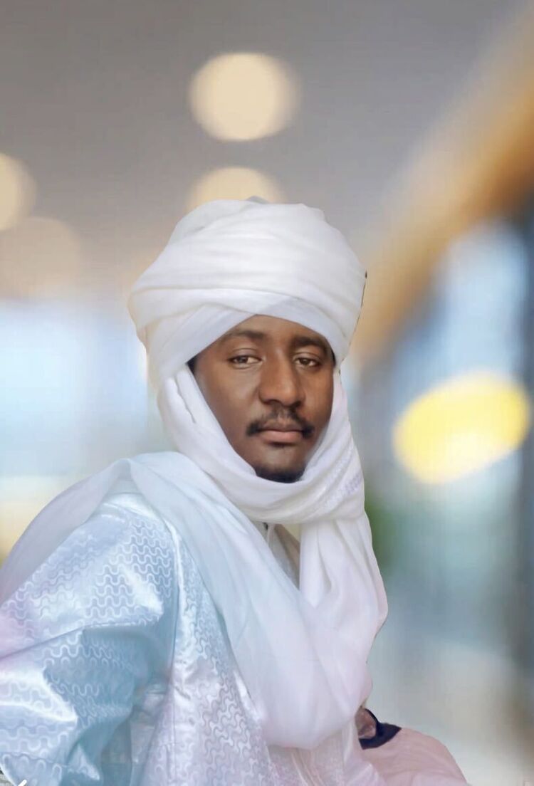  54379085  Saleh, 27 ,    