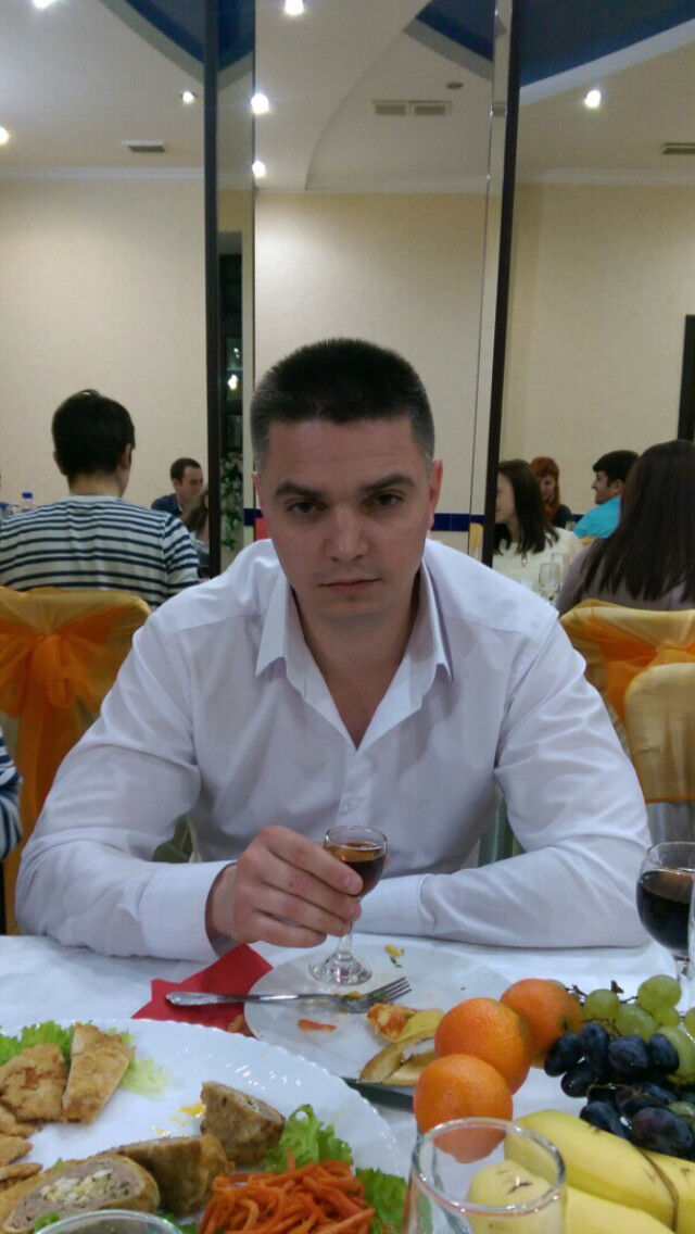  8677215  Slava, 45 ,    